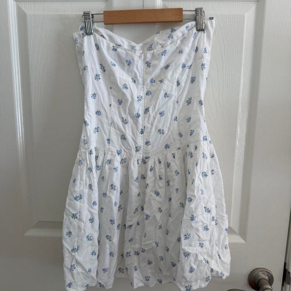 Princess poly white floral strapless dress